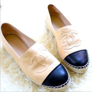 Chanel espadrilles Size 41 mint condition tan and black